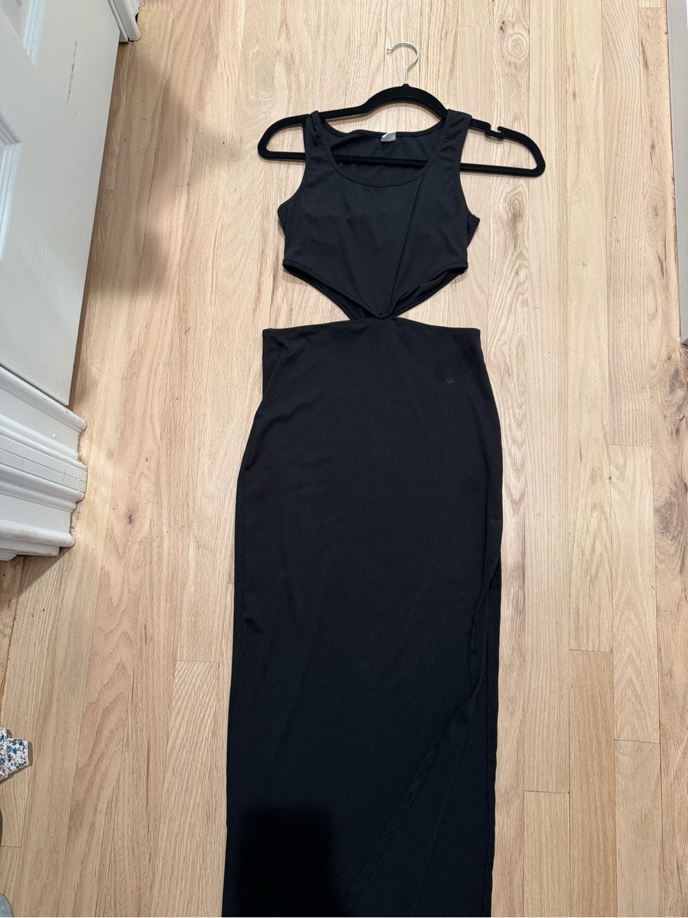 Black cutout midi dress bodycon